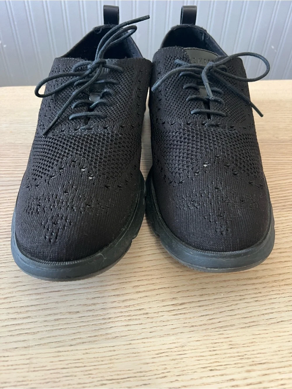 Cole Hahn 4.ZeroGrand Oxford Sneaker Shoes / Size: 11 / Black